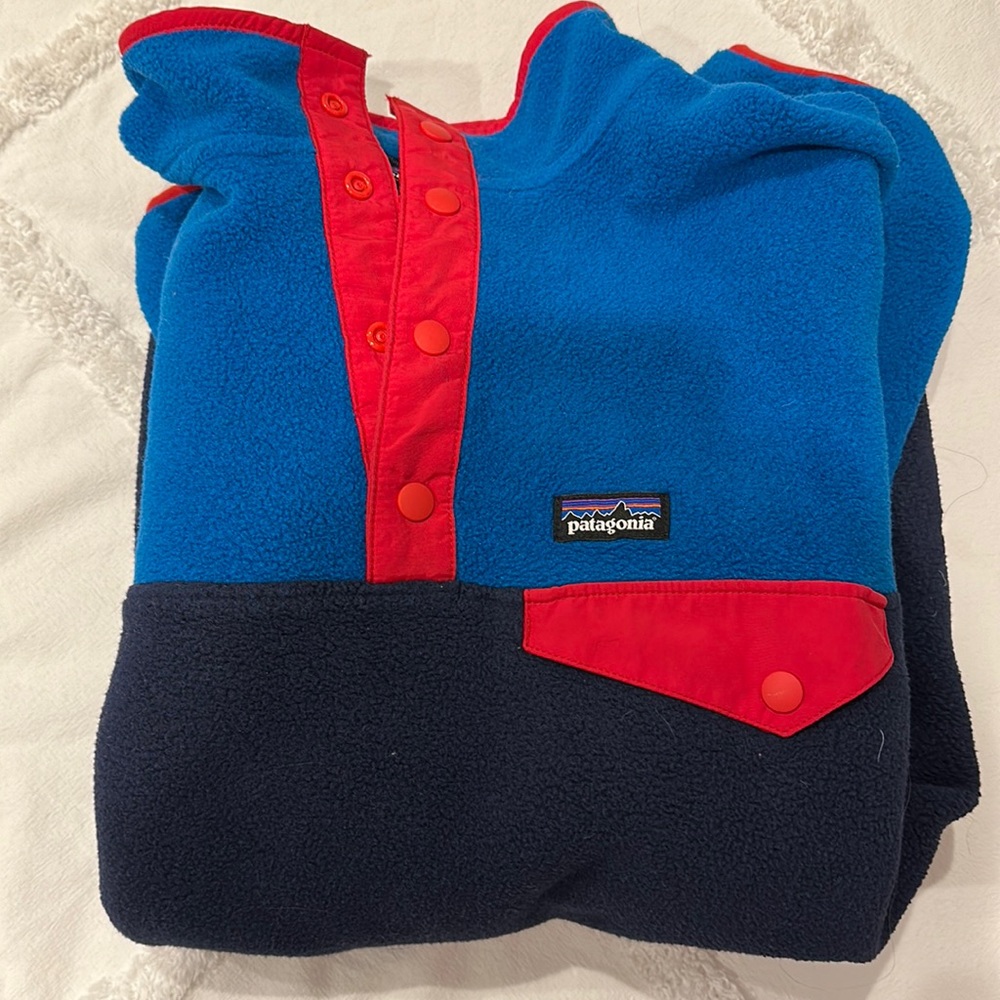 Patagonia Fleece. Like new. BOYS XXL.